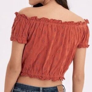American Eagle 🦅 Orange Floral Eyelet Off-Shoulder Short Sleeve Crop Top Medium